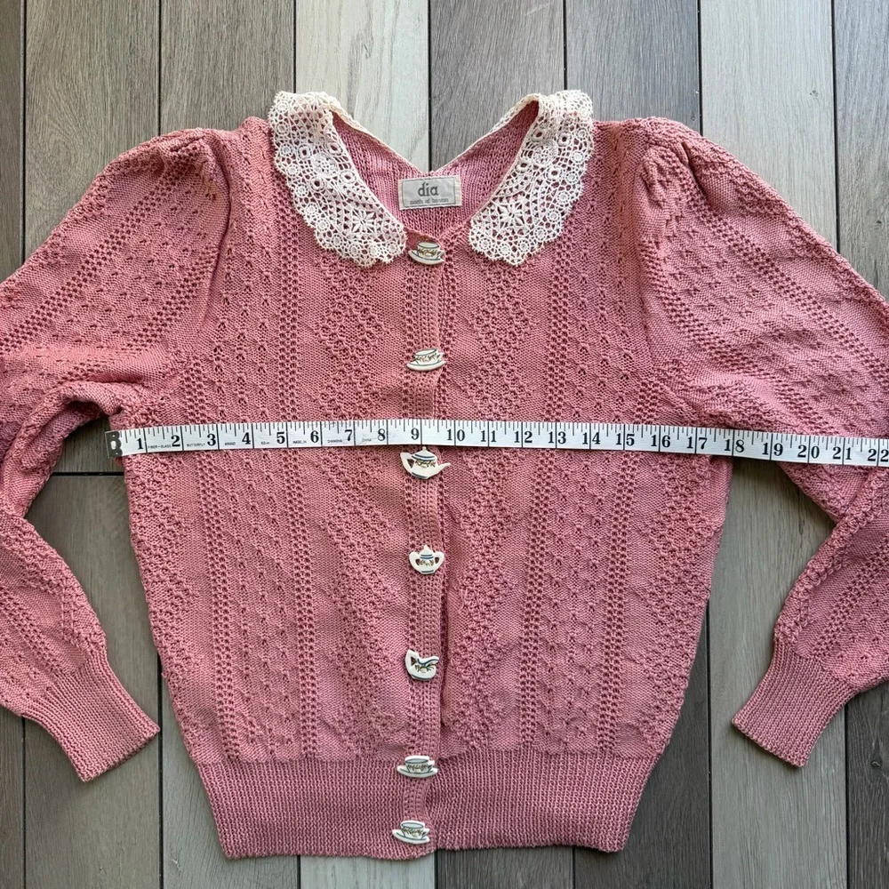 Día North Of Boston 1987 Vintage Cardigan With Teapots & Teacups Buttons - Picture 3 of 10